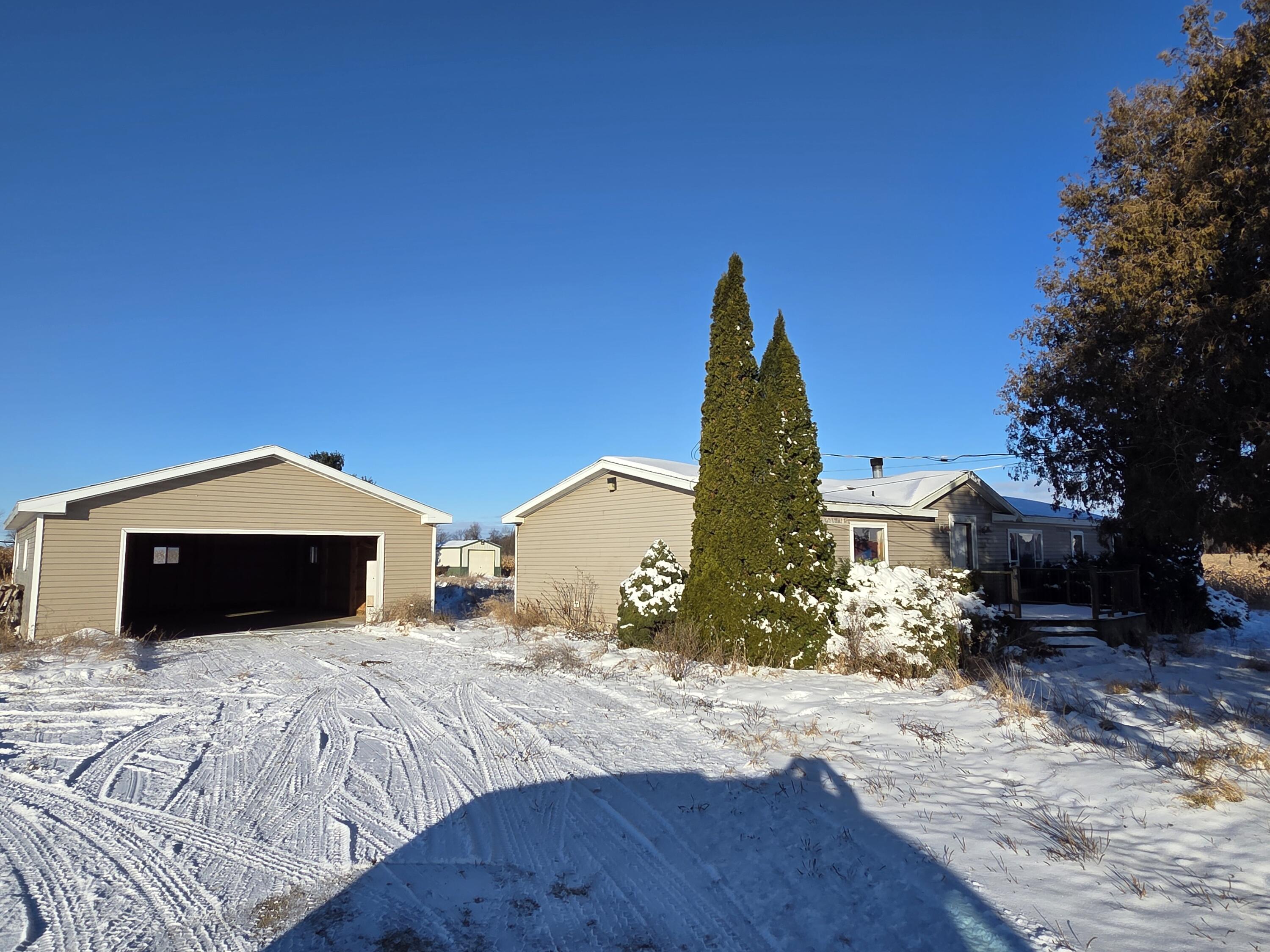 3551 North Neff Road Edmore, MI 48829 - Photo 1 of 10 MAIN