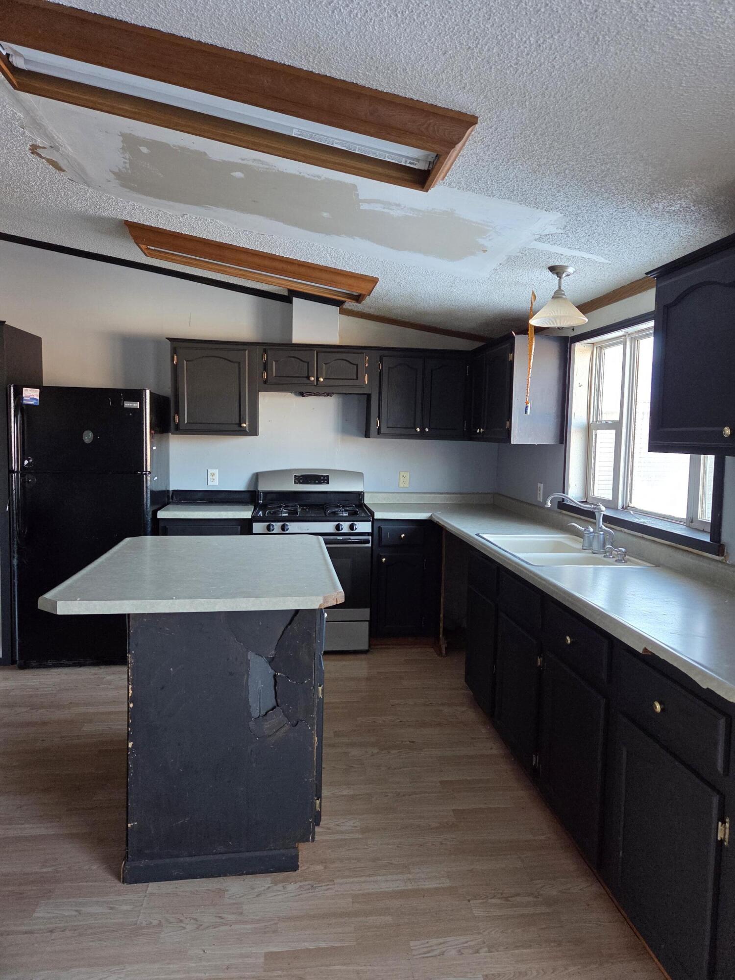 3551 North Neff Road Edmore, MI 48829 - Photo 2 of 10 20251204_094028