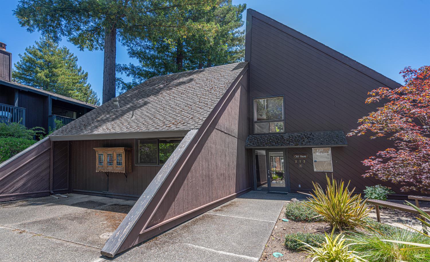 218 Los Alamos Road Santa Rosa, CA 95409 - Photo 40 of 48