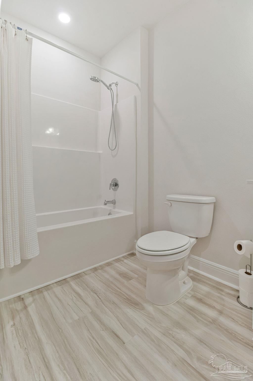 9797 Windy Hill Road Pensacola, FL 32526 - Photo 28 of 37