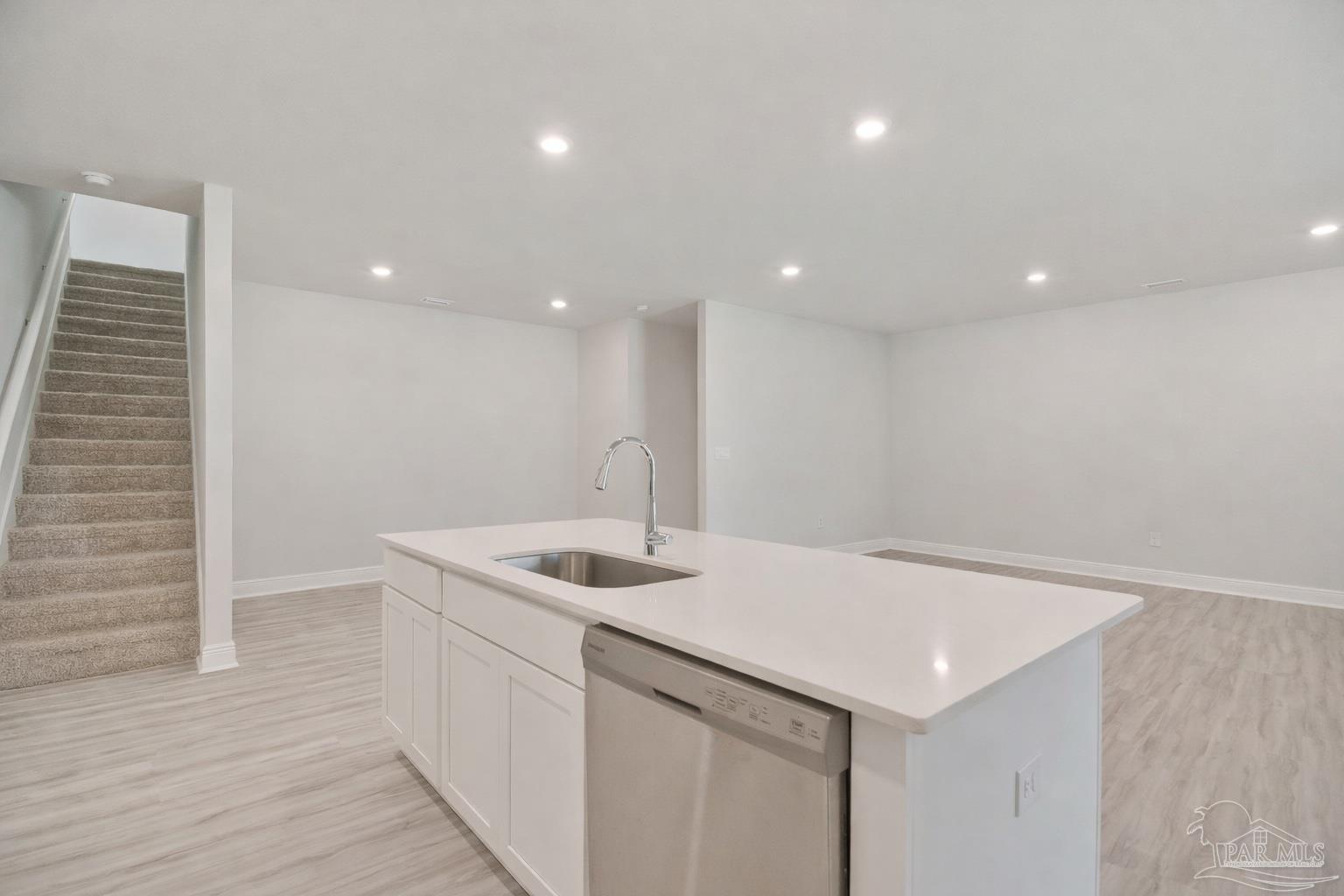 9797 Windy Hill Road Pensacola, FL 32526 - Photo 3 of 37