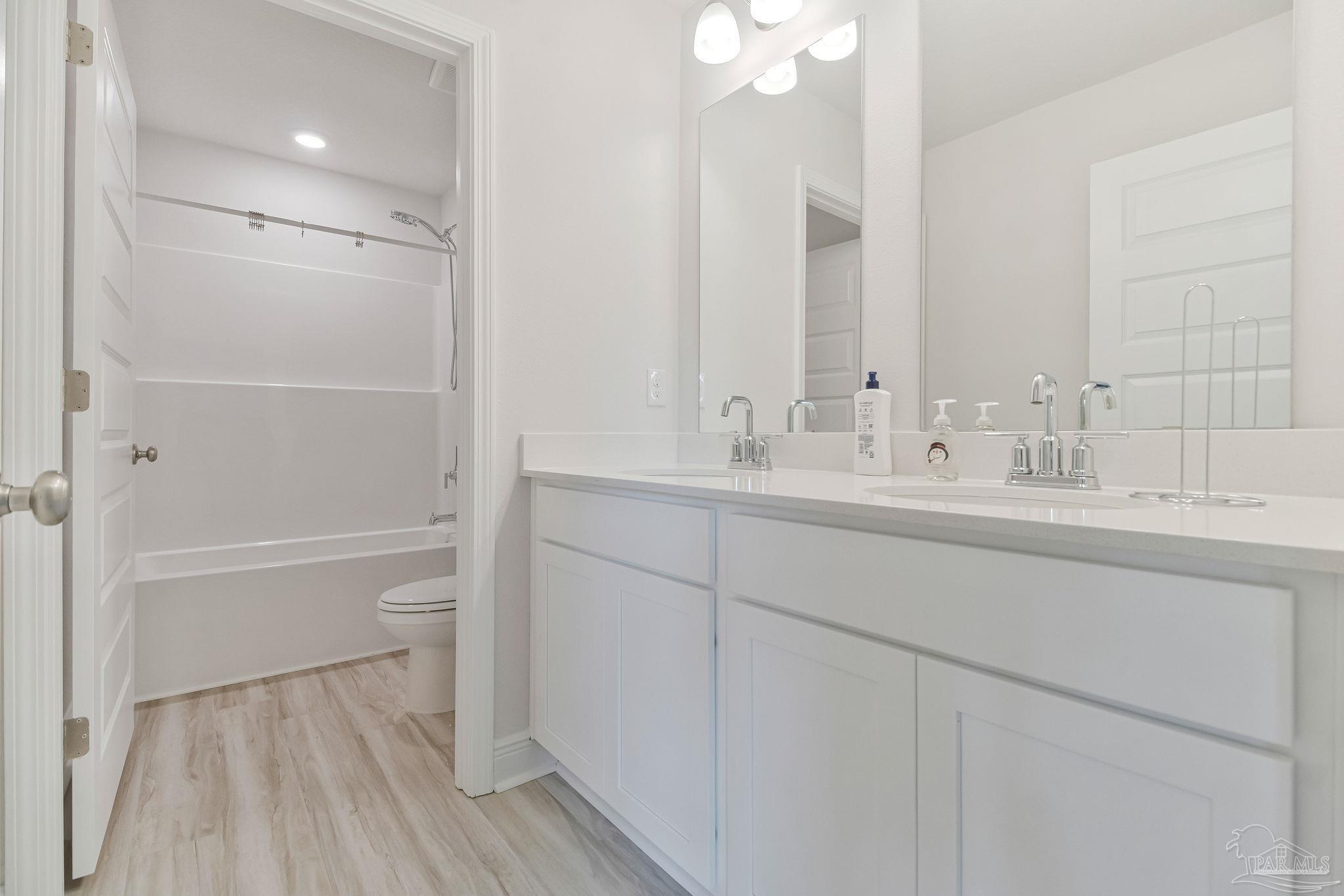 9797 Windy Hill Road Pensacola, FL 32526 - Photo 10 of 37