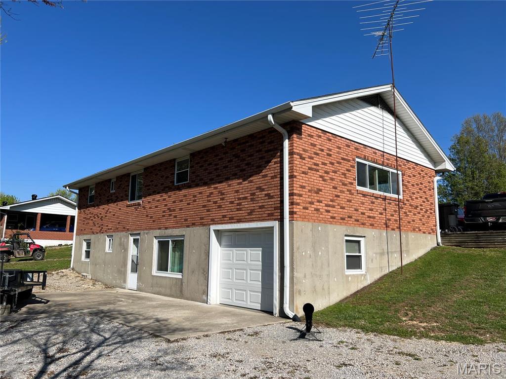 184 County Road 345 Jackson, MO 63755 - Photo 2 of 17