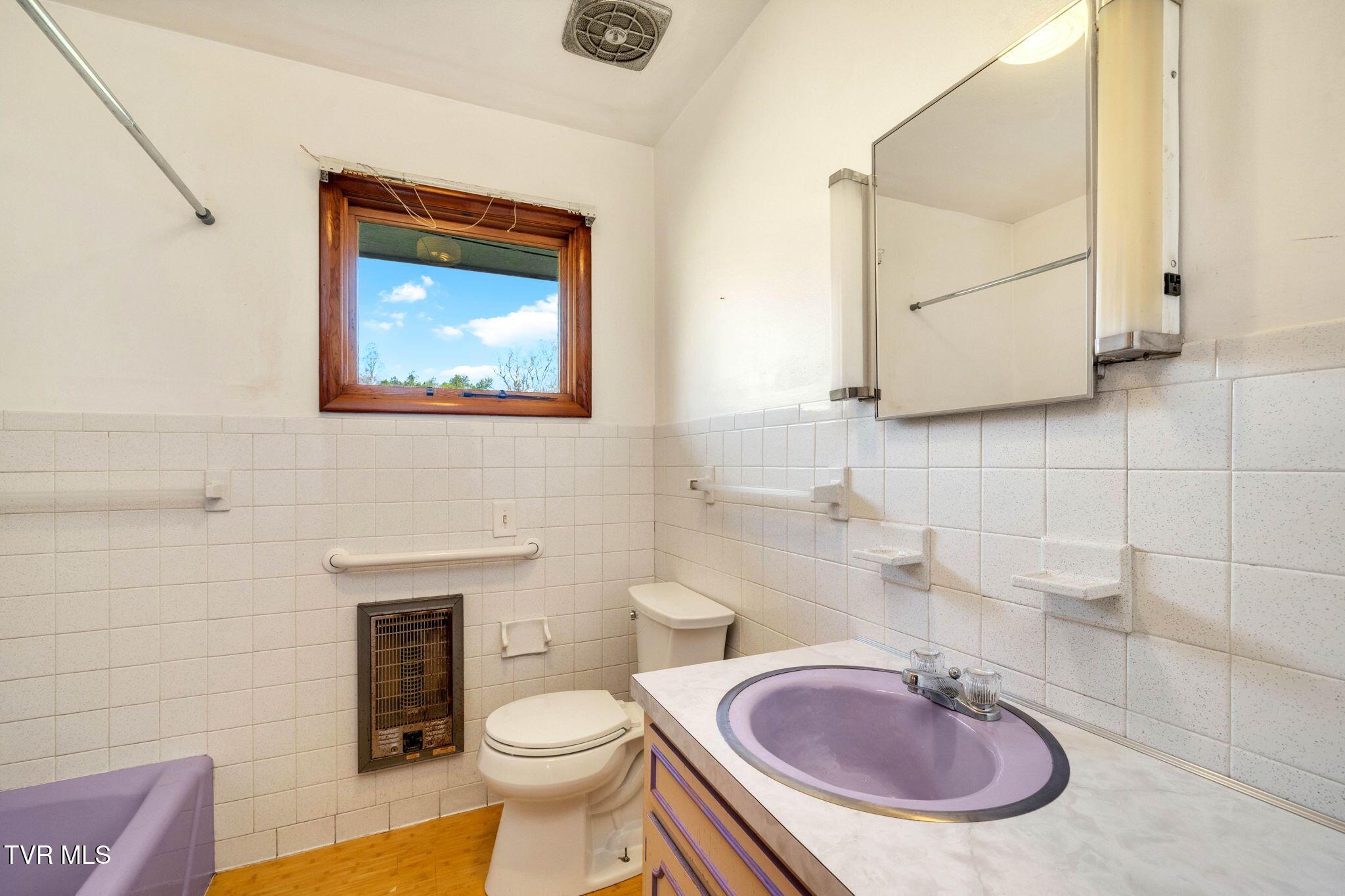 4191 Carters Valley Road Church Hill, TN 37642 - Photo 9 of 25 10-web-or-mls-4191 Caters Vly Rd-10