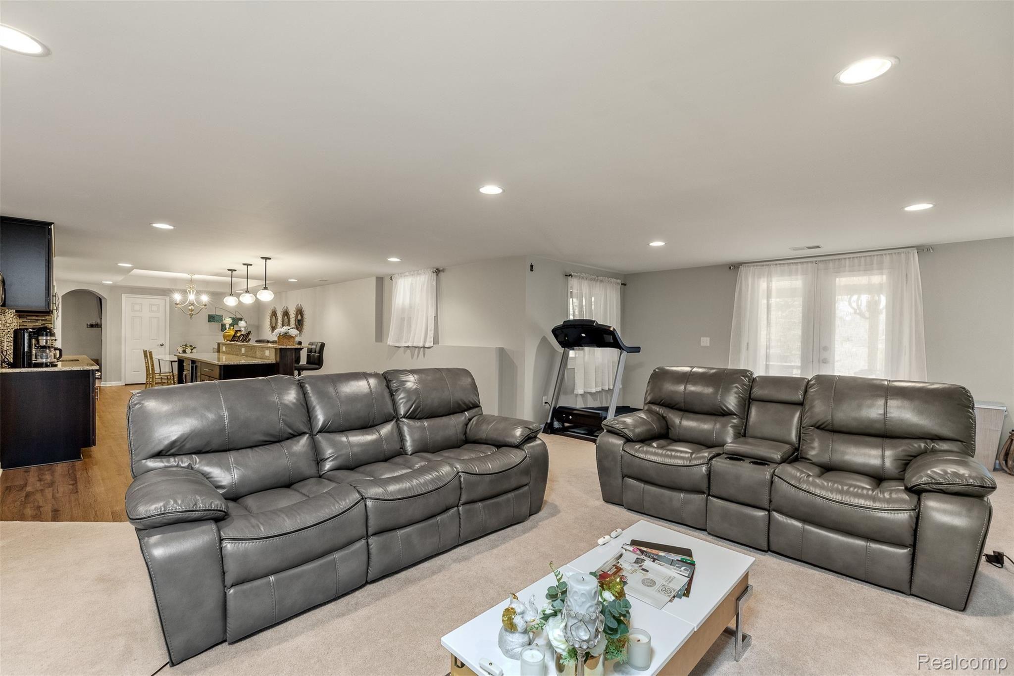 3880 Elk Drive Rochester, MI 48306 - Photo 76 of 80 2022.04