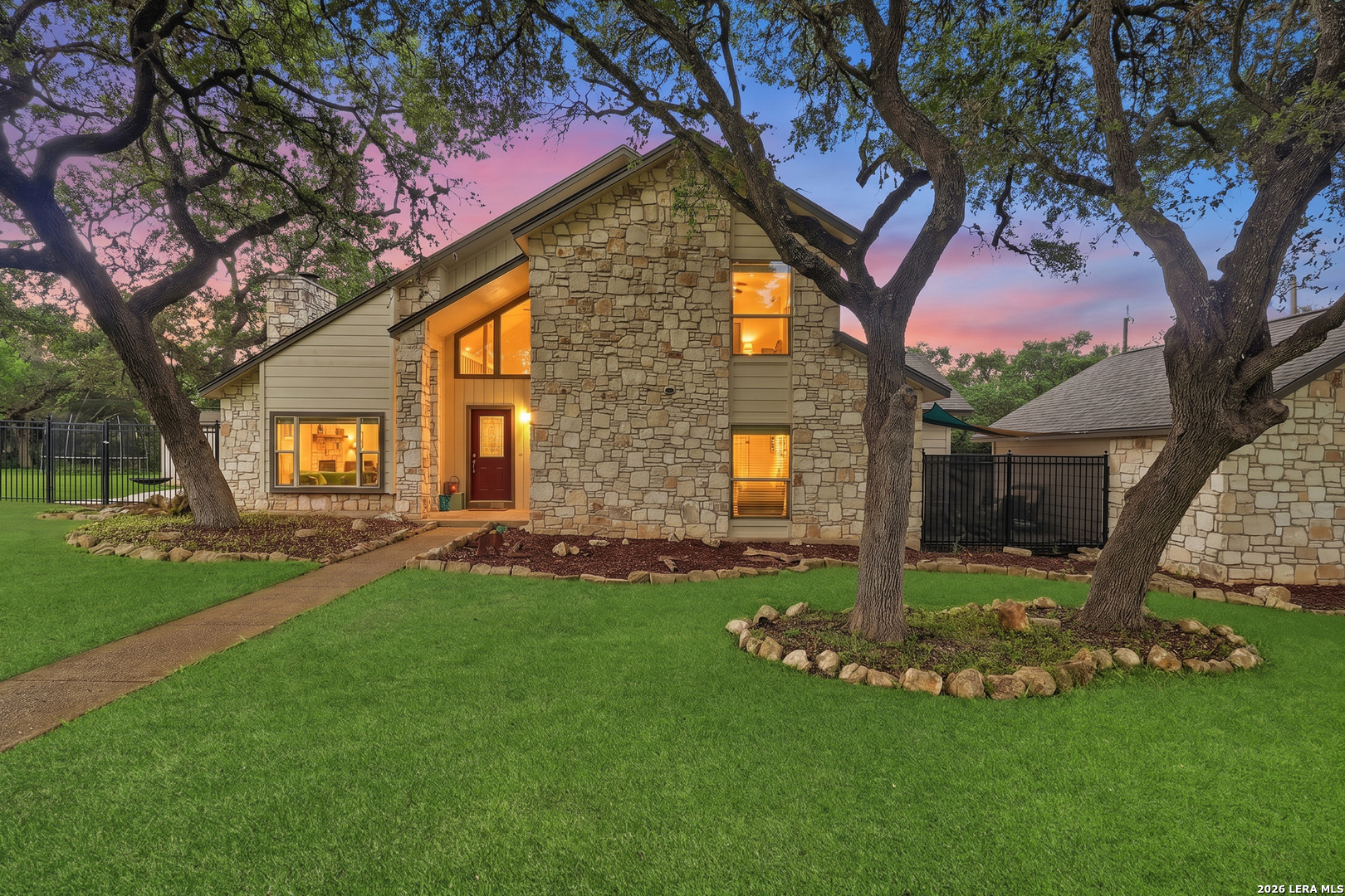 8430 Twisted Oaks Garden Ridge, TX 78266 - Photo 2 of 30