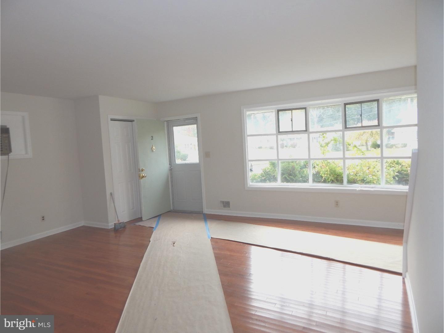 2 Overton Road Hamilton, NJ 08690 - Photo 3 of 17 Living Room