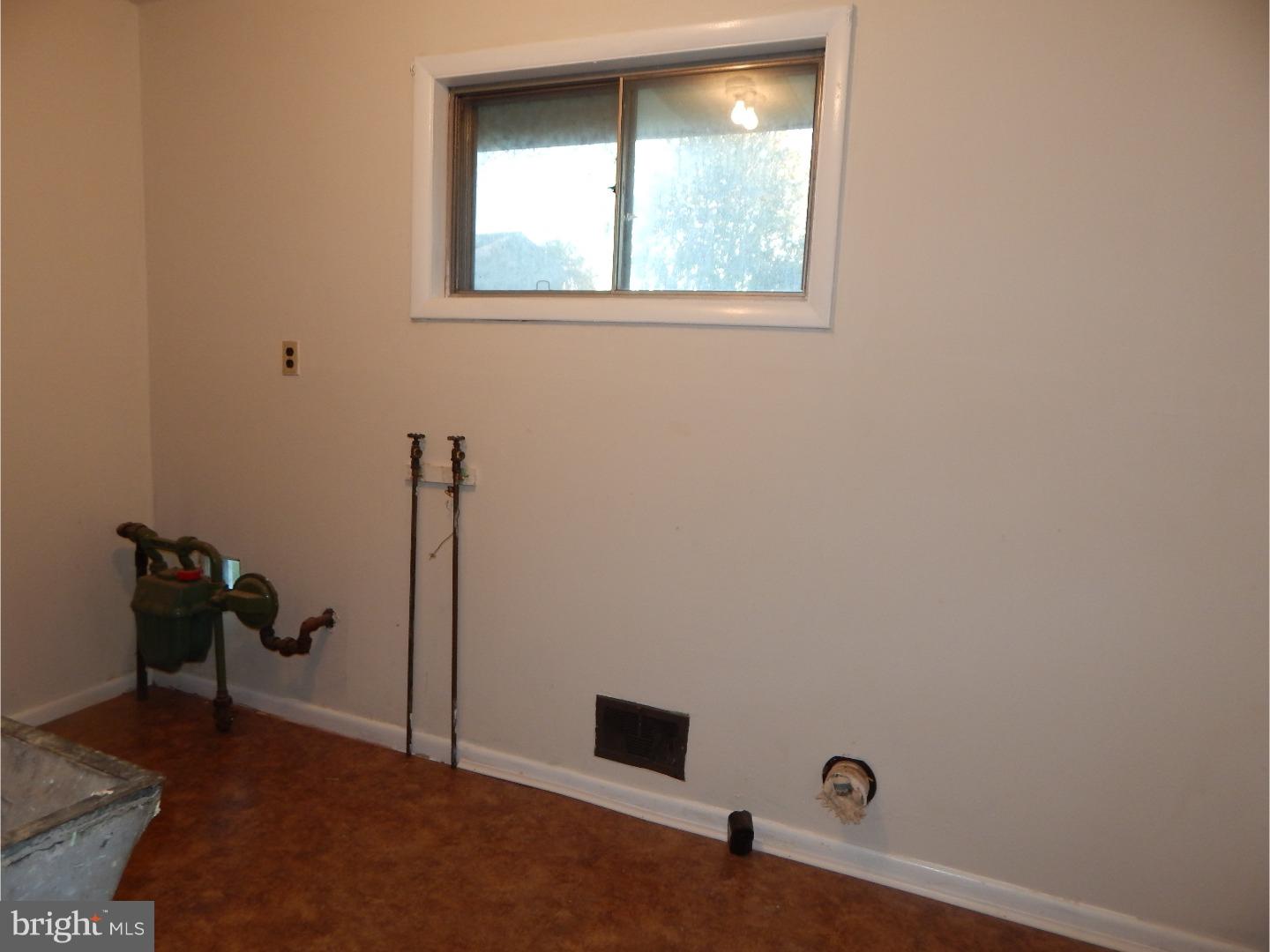 2 Overton Road Hamilton, NJ 08690 - Photo 7 of 17 Laundry Room
