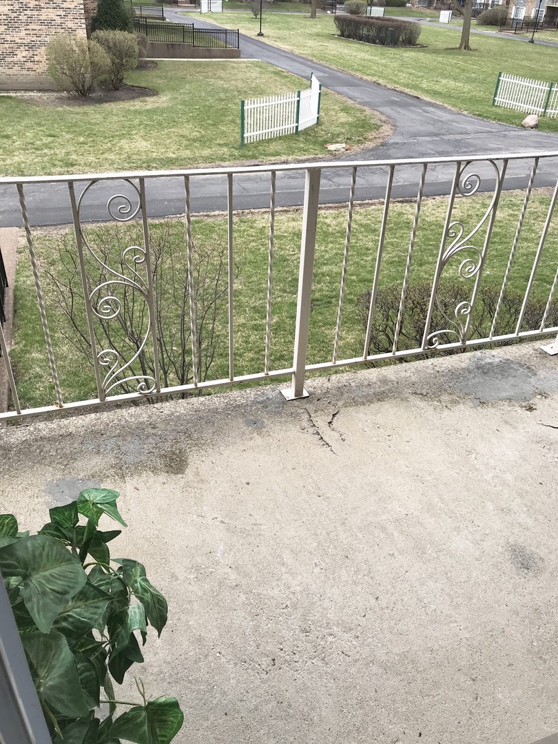 1621 North Windsor Drive, Unit 214 Arlington Heights, IL 60004 - Photo 20 of 30