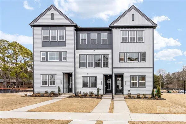 $534,990 | 3005 Circles End Circle, Charlotte, NC 28226