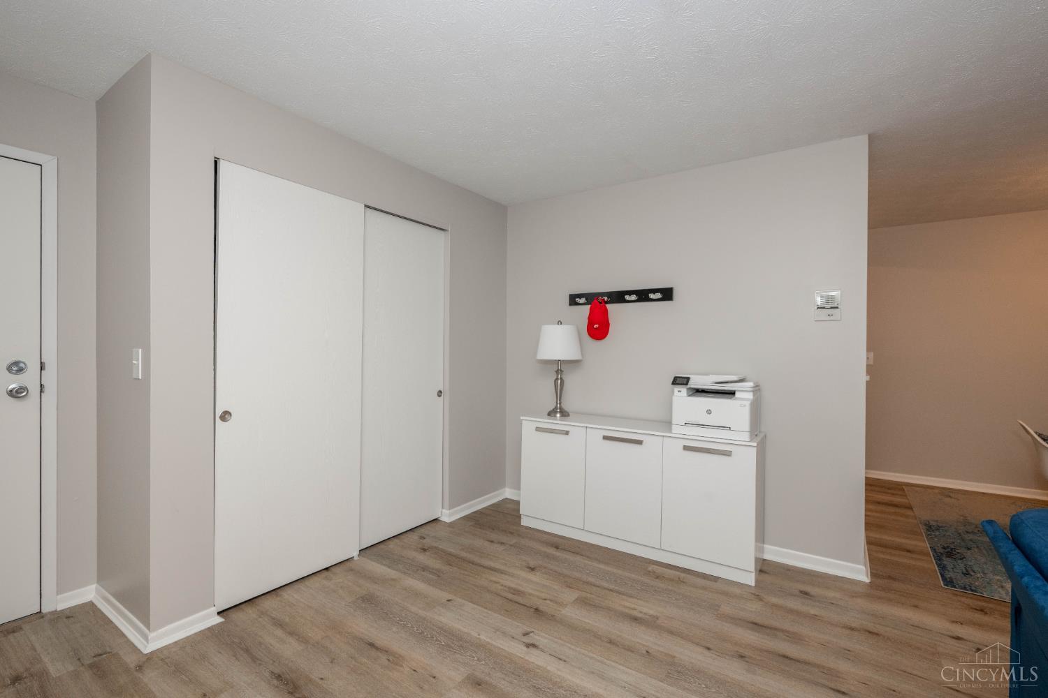 518 Riddle Road, Unit 7 Cincinnati, OH 45220 - Photo 32 of 43 Gallery Image 32