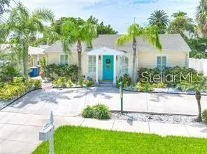 $575,000 | 744 Bay Esplanade, Clearwater Beach, FL 33767