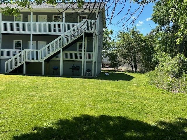 432 4th Avenue Dalton, GA 30721 - Photo 23 of 25 a view of a house with a swimming pool