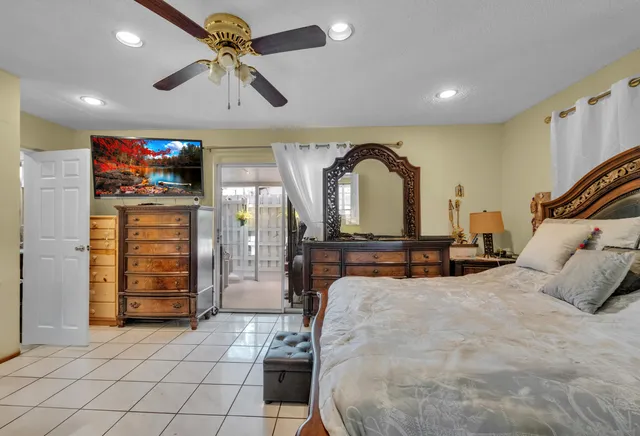 $605,000 | 7050 Raleigh Street, Hollywood, FL 33024