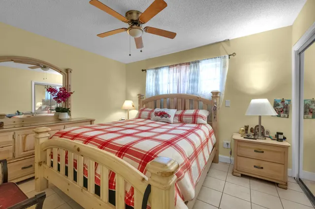 $605,000 | 7050 Raleigh Street, Hollywood, FL 33024