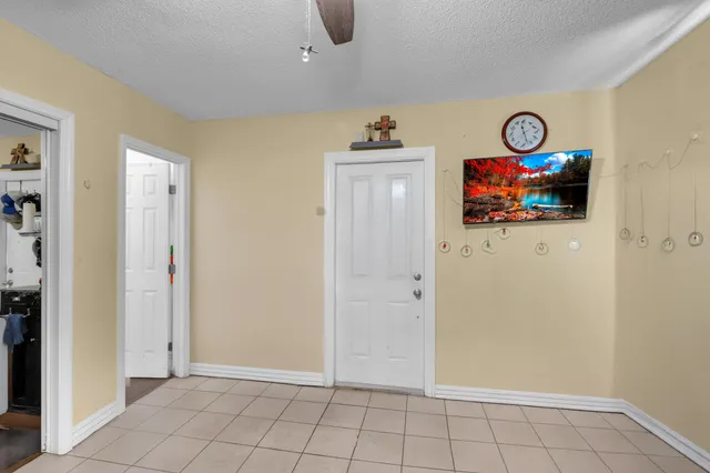 $605,000 | 7050 Raleigh Street, Hollywood, FL 33024