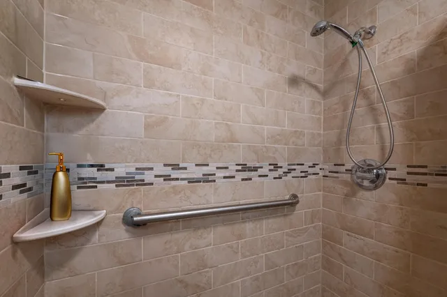 $605,000 | 7050 Raleigh Street, Hollywood, FL 33024