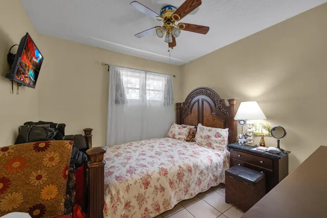 $605,000 | 7050 Raleigh Street, Hollywood, FL 33024