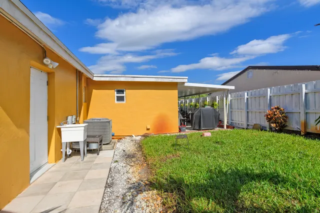 $605,000 | 7050 Raleigh Street, Hollywood, FL 33024