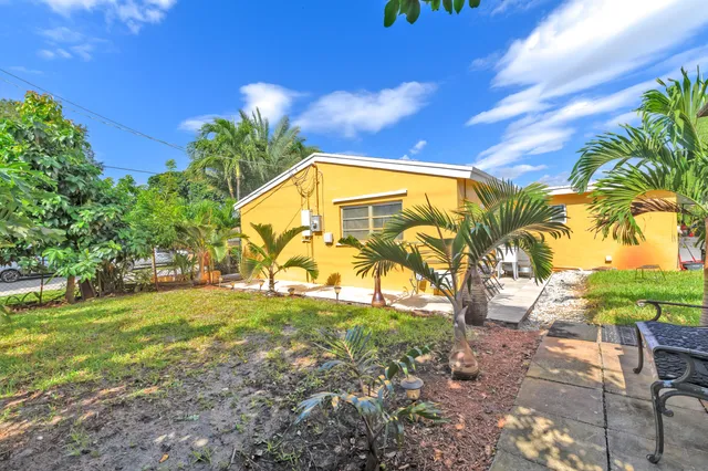 $605,000 | 7050 Raleigh Street, Hollywood, FL 33024