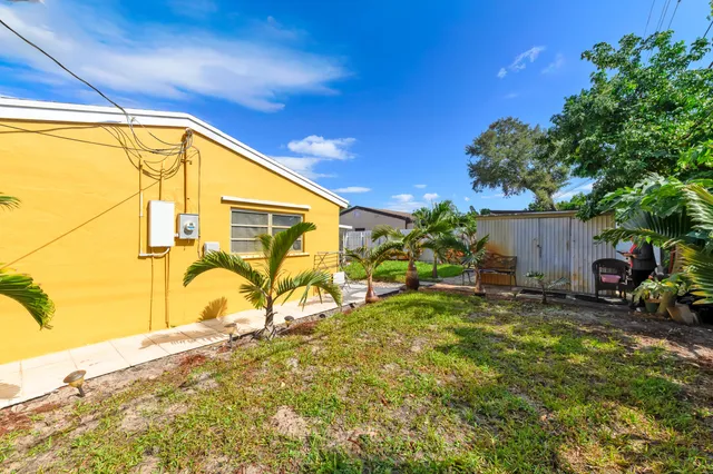 $605,000 | 7050 Raleigh Street, Hollywood, FL 33024