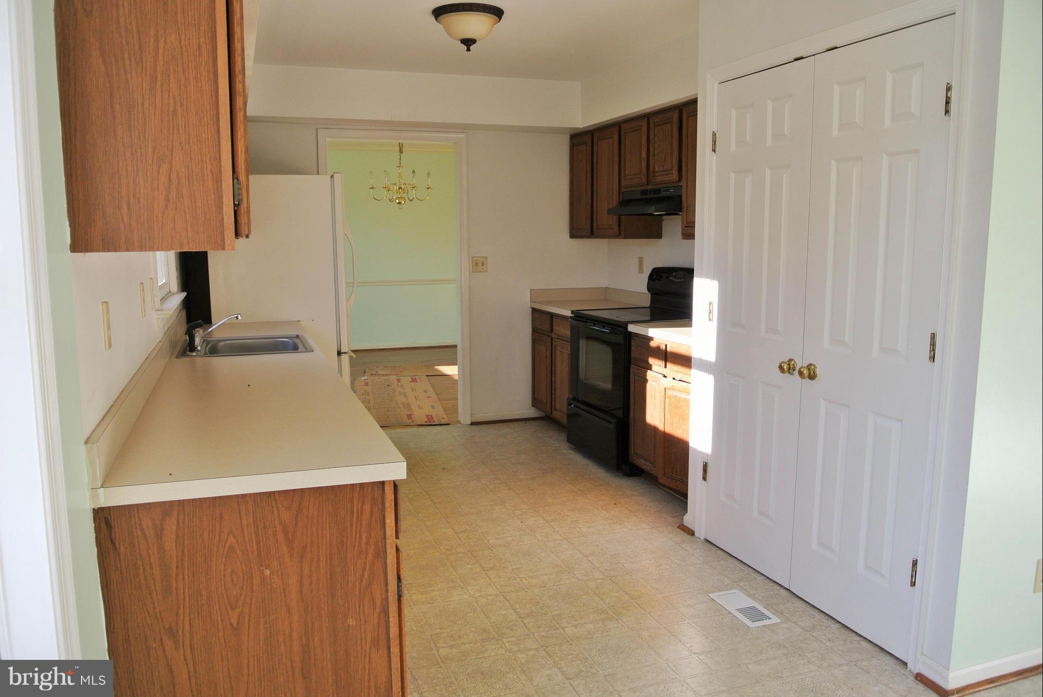 4837 Old Chapel Road Catlett, VA 20119 - Photo 14 of 30 Kitchen