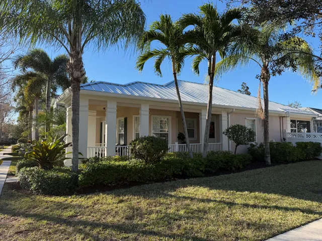 $989,000 | 102 Bonaire Lane, Jupiter, FL 33458