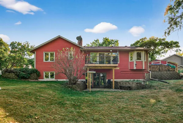 $500,000 | 5740 Rosewood Lane, Plymouth, MN 55442