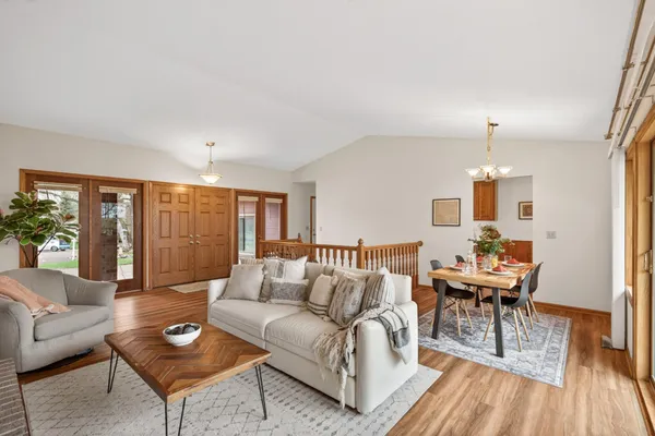 $500,000 | 5740 Rosewood Lane, Plymouth, MN 55442