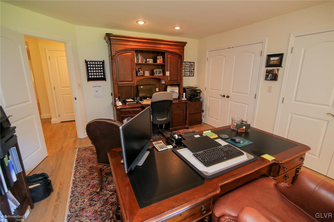 1564 Saucon Valley Road Bethlehem, PA 18015 - Photo 16 of 47 Gallery Image 16