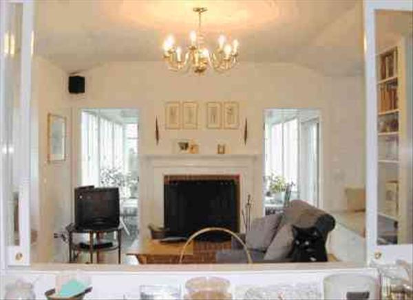 11 Bold Meadow Road Edgartown, MA 02539 - Photo 2 of 2 http://d1qzqeyxiitrap.cloudfront.net/photos/10310/600/3f61ce74.jpg