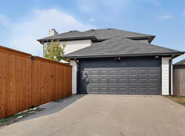 $289,999 | 1504 Aldridge Drive, Lancaster, TX 75134