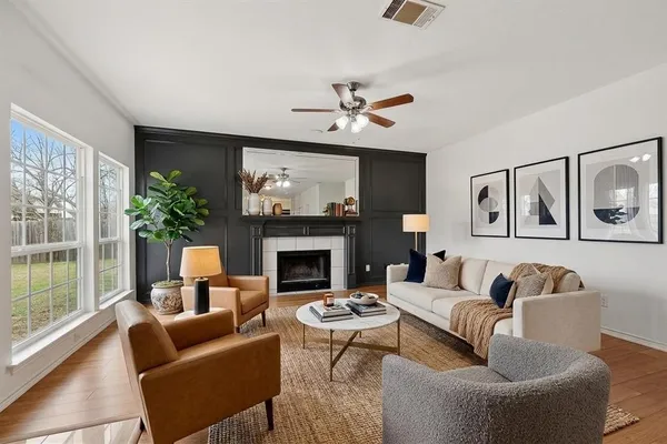 $289,999 | 1504 Aldridge Drive, Lancaster, TX 75134