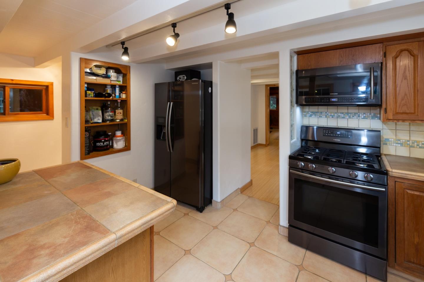 1610 Lockhart Gulch Road Scotts Valley, CA 95066 - Photo 8 of 16 Gallery Image 8