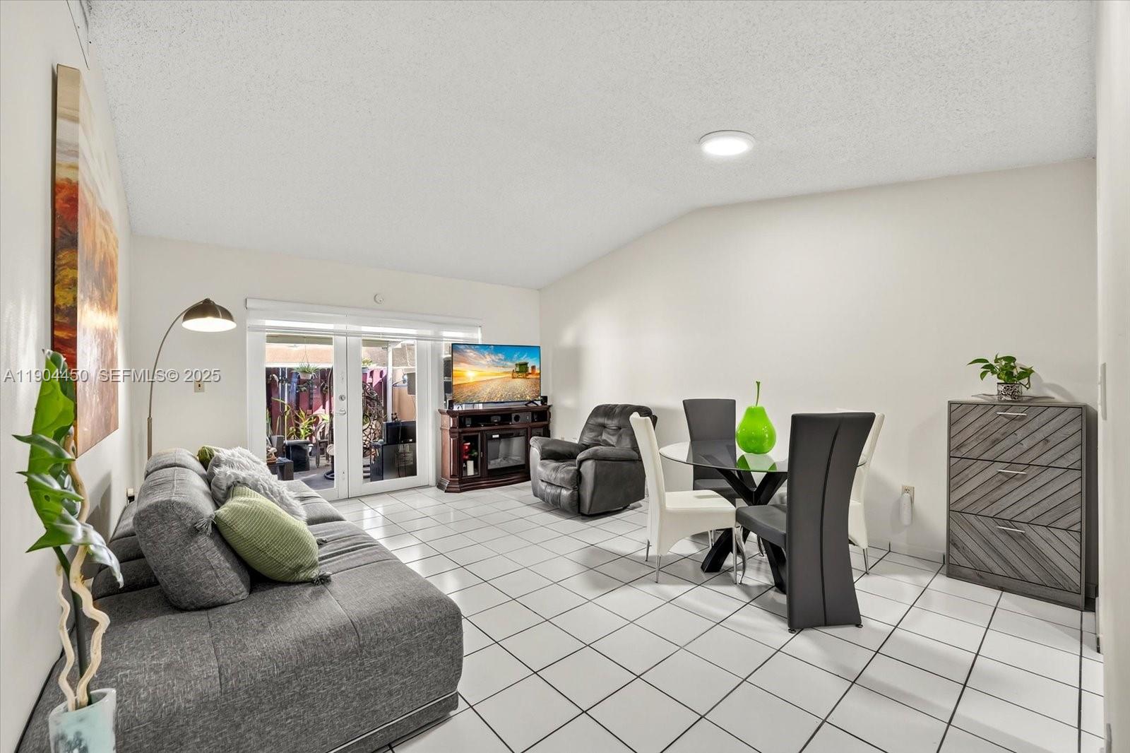 14049 Southwest 55th Street Miami, FL 33175 - Photo 4 of 19