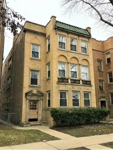 $875,000 | 5526 North Artesian Avenue, Chicago, IL 60625