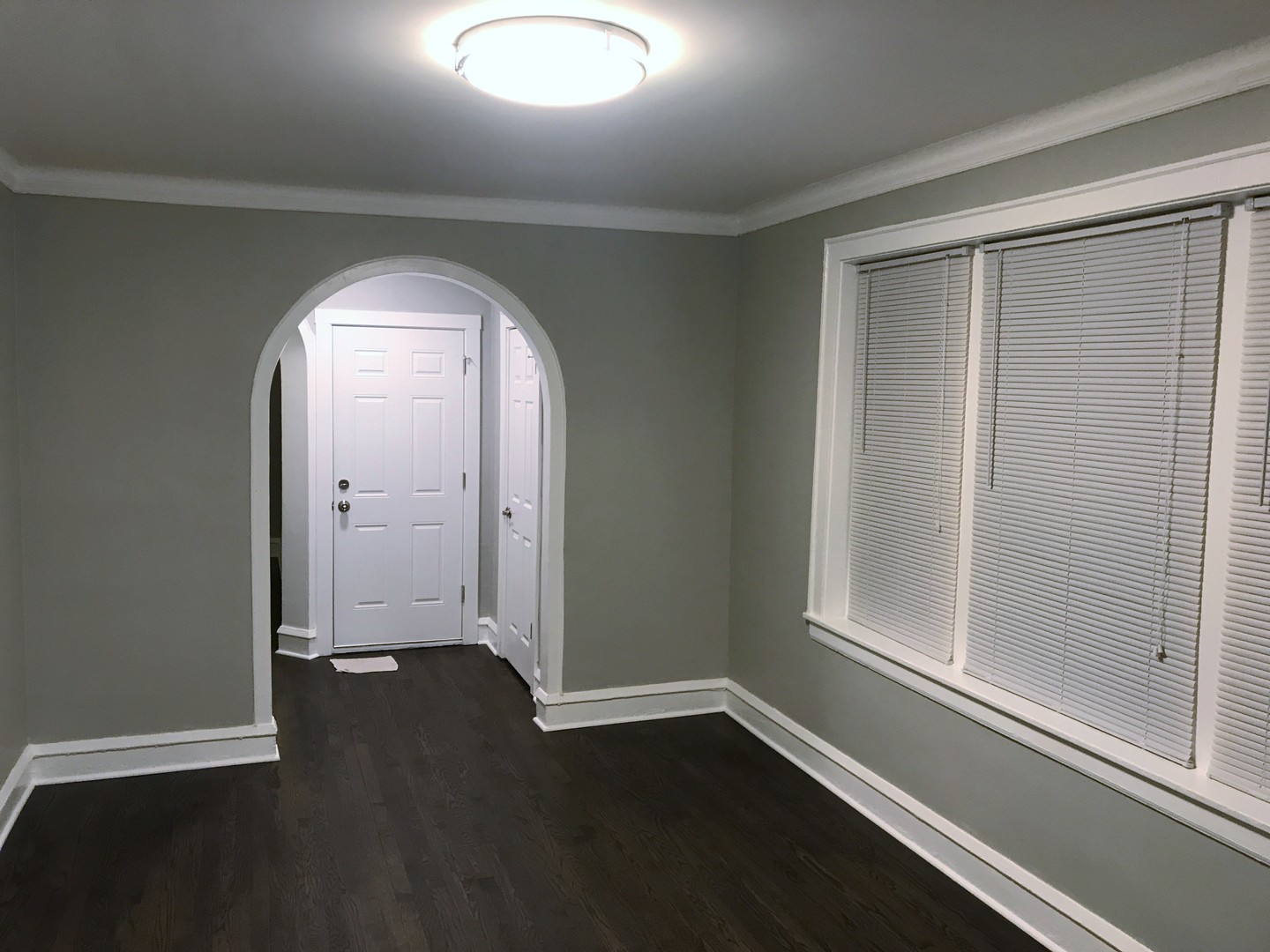 5526 North Artesian Avenue Chicago, IL 60625 - Photo 11 of 15