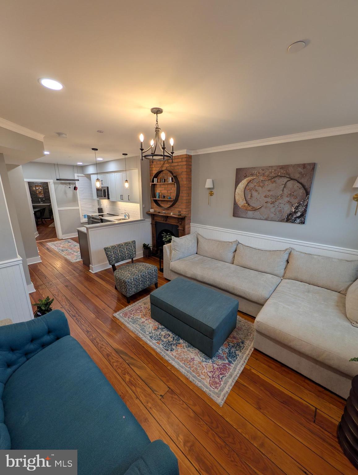 146 West Patrick Street Frederick, MD 21701 - Photo 3 of 21 Living Room