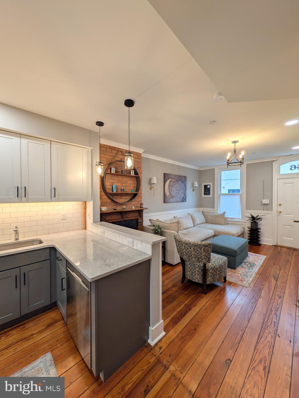 146 West Patrick Street Frederick, MD 21701 - Photo 5 of 21 Kitchen/Living Room