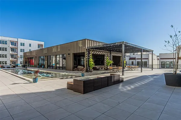 $575,000 | 1900 South Ervay Street, Unit 512, Dallas, TX 75215