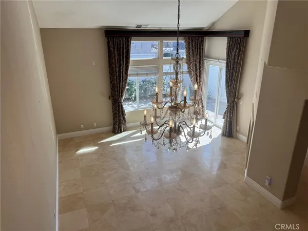 a view of empty room with window