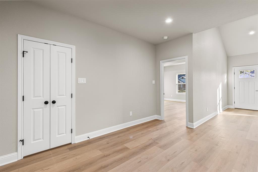 2913 Mildred Street Waco, TX 76706 - Photo 16 of 33