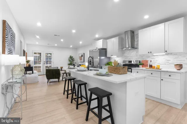 $420,000 | 5704 64th Place, Riverdale, MD 20737