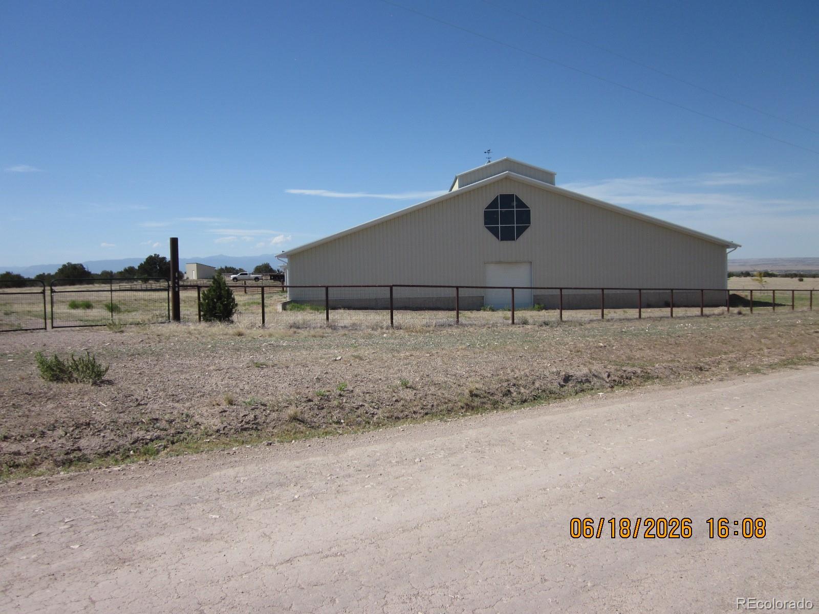 1035 Newton Road Pueblo, CO 81005 - Photo 3 of 29