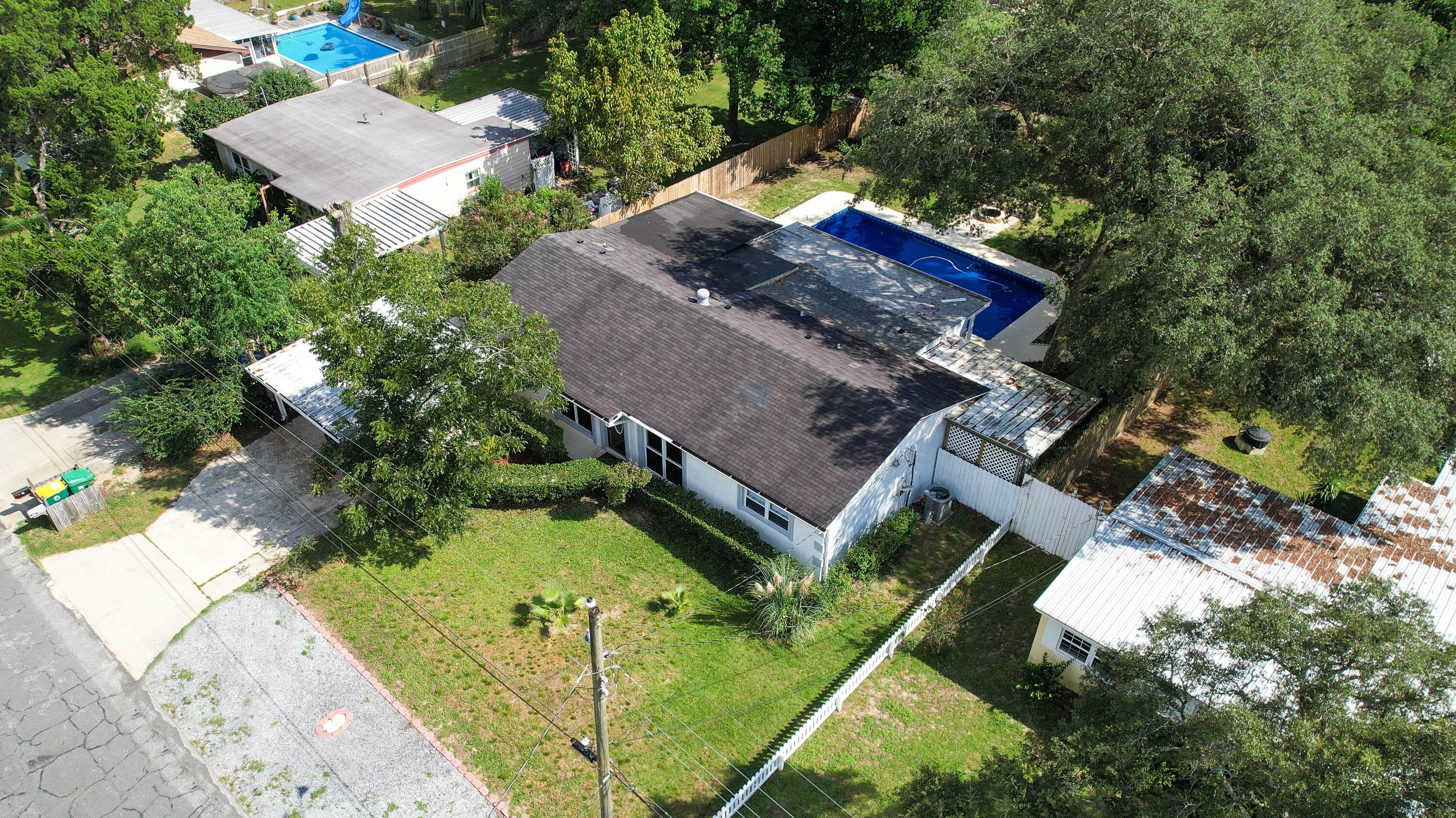 413 Gerold Street Fort Walton Beach, FL 32547 - Photo 88 of 91 an aerial view of a house with a yard