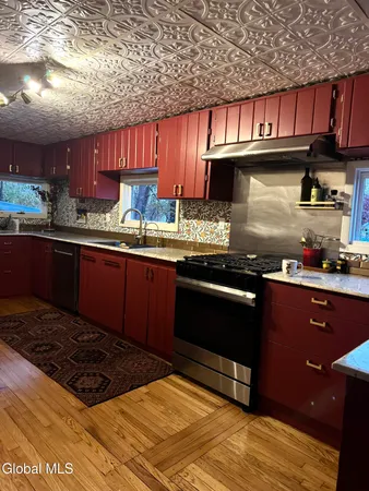 $332,000 | 30 Griswold Avenue, Troy, NY 12180