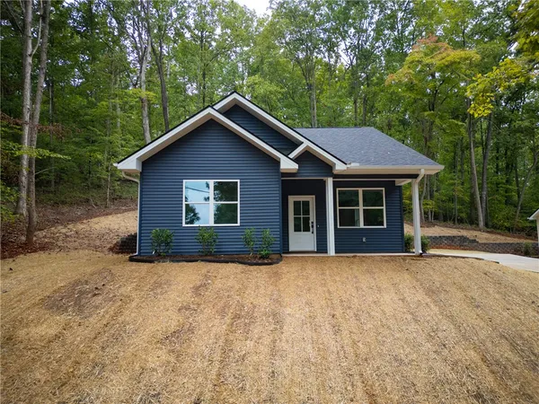 $238,150 | 400 Hickory Trail, Westminster, SC 29693