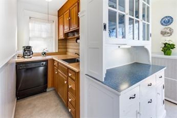 71 Barnard Road Worcester, MA 01605 - Photo 12 of 28 Gallery Image 12