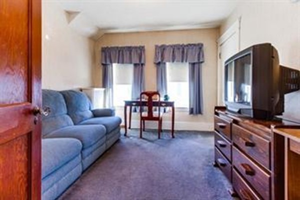 71 Barnard Road Worcester, MA 01605 - Photo 19 of 28 Gallery Image 19