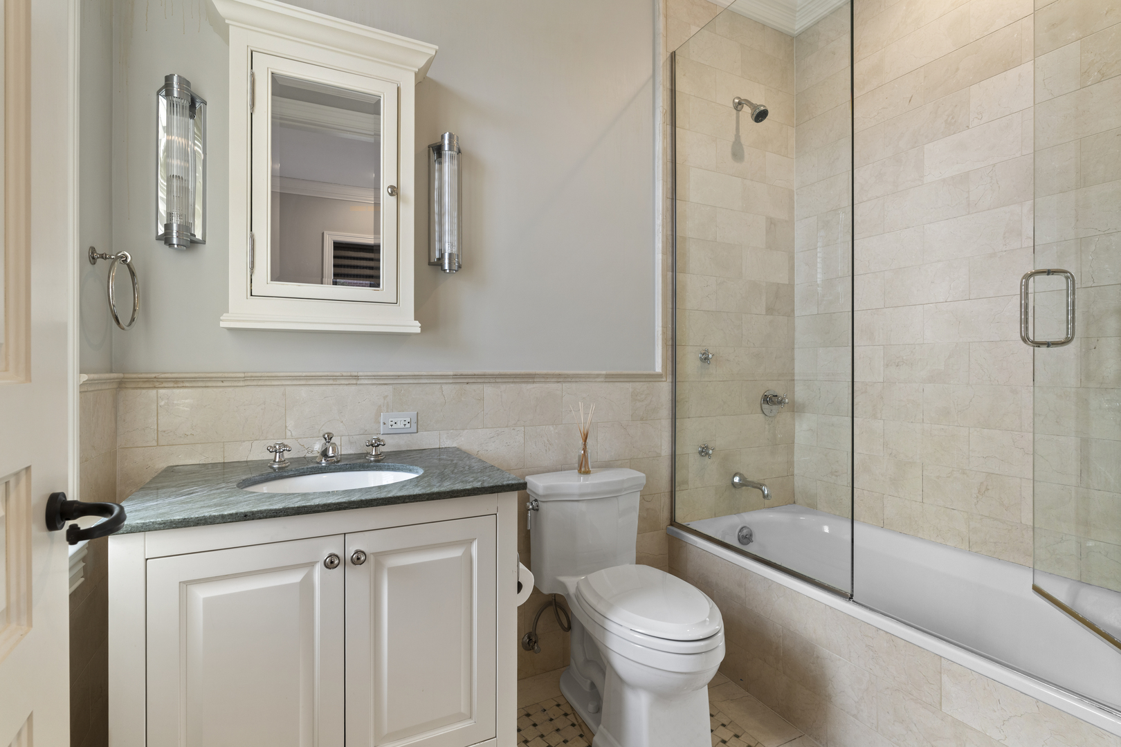 1755 North Mohawk Street Chicago, IL 60614 - Photo 46 of 62